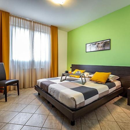Casa Vacanze Arianna Rosia Exteriör bild