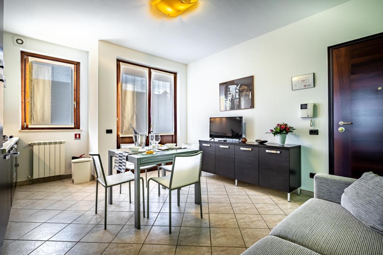 Casa Vacanze Arianna Rosia Exteriör bild