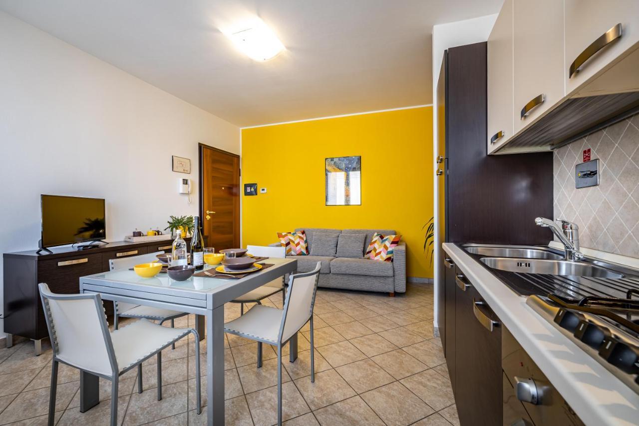 Casa Vacanze Arianna Rosia Exteriör bild